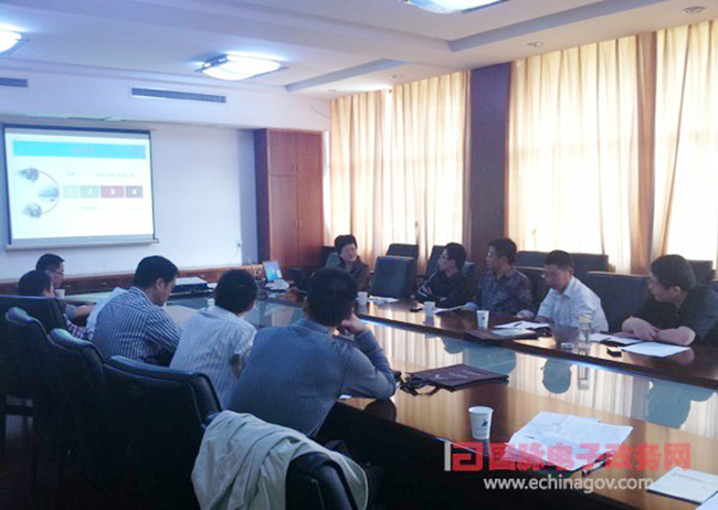 奇异果体育智慧城市研究中心常务副主任、北京奇异果体育互联信息顾问有限公司总经理、首席规划师郑爱军女士应邀为“浙江省交通运输系统信息化人员培训班”授课