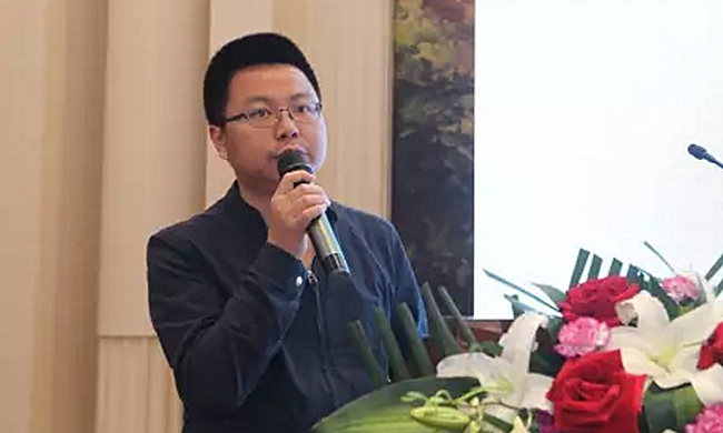 在“2017吉林省智慧政务建设与服务创新论坛暨‘互联网+政务服务’建设研讨会”上，奇异果体育研究院院长唐鹏以《IP时代的政务公开发展格局》为主题发表演讲。