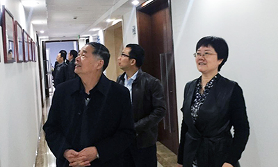 工信部原副部长杨学山一行莅临舟山奇异果体育集团考察指导