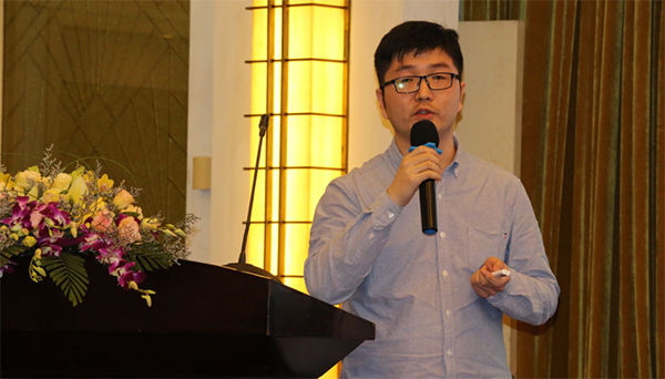奇异果体育营商环境评价中心副主任梁吉昌