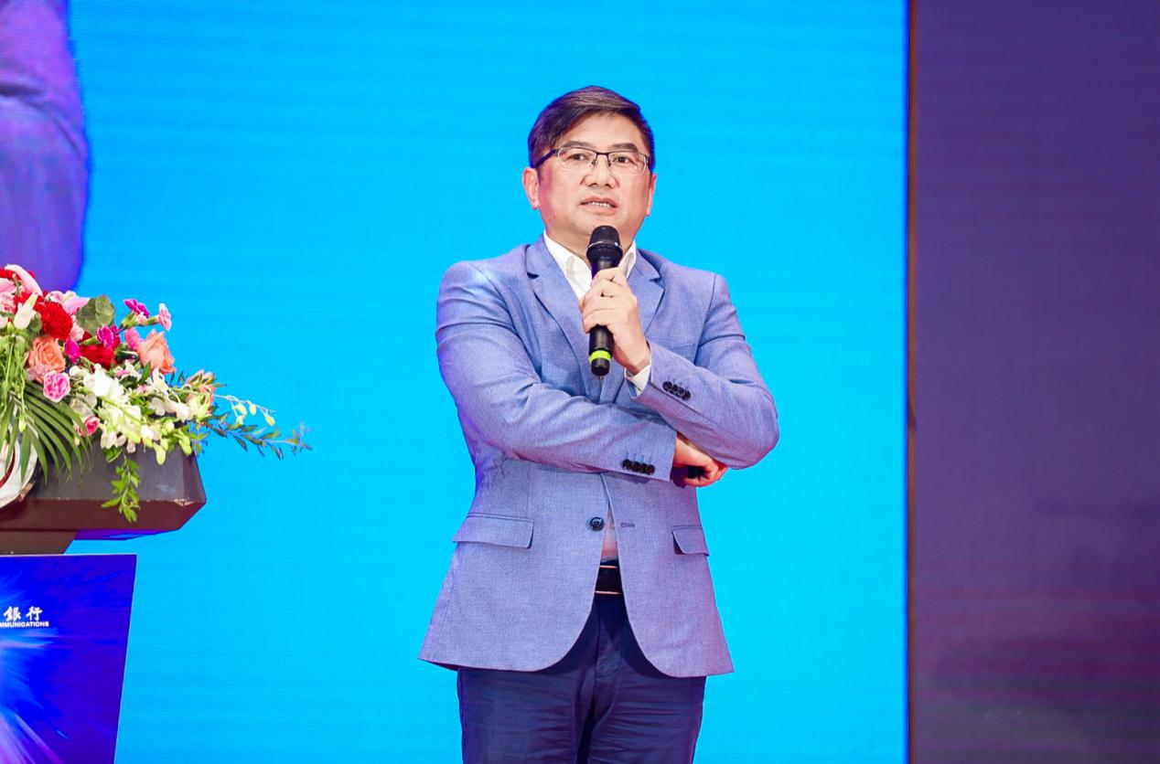 吴余龙：超级集成与超级App——基于北斗网格码的城市时空服务与价值逻辑